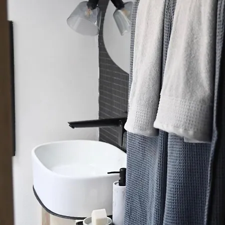 Le 28 Cocon Et シャレー モントルー